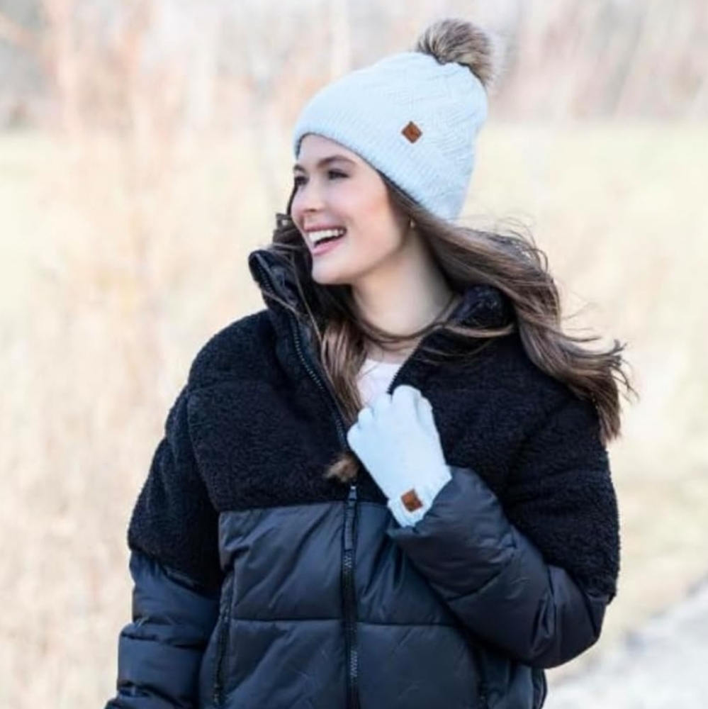 NWT Britt's Knits Plush-Lined Beanie Hat With Pom